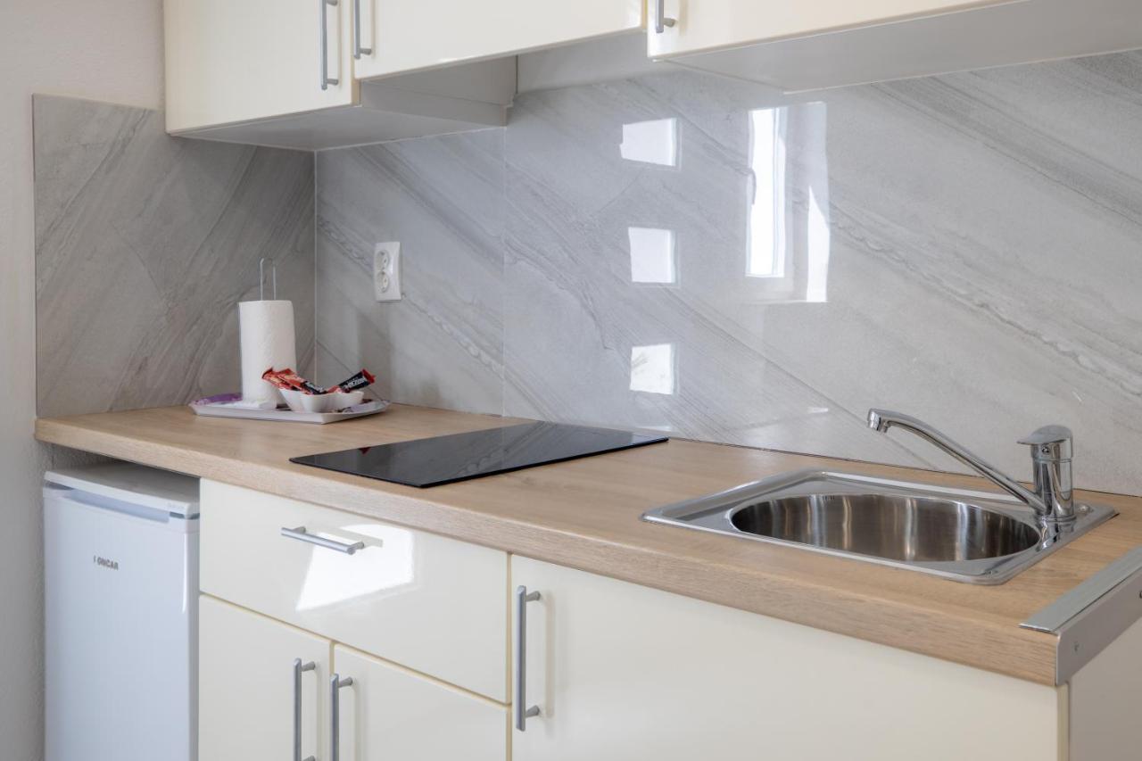 Apartmani Tomas Тучепи Экстерьер фото