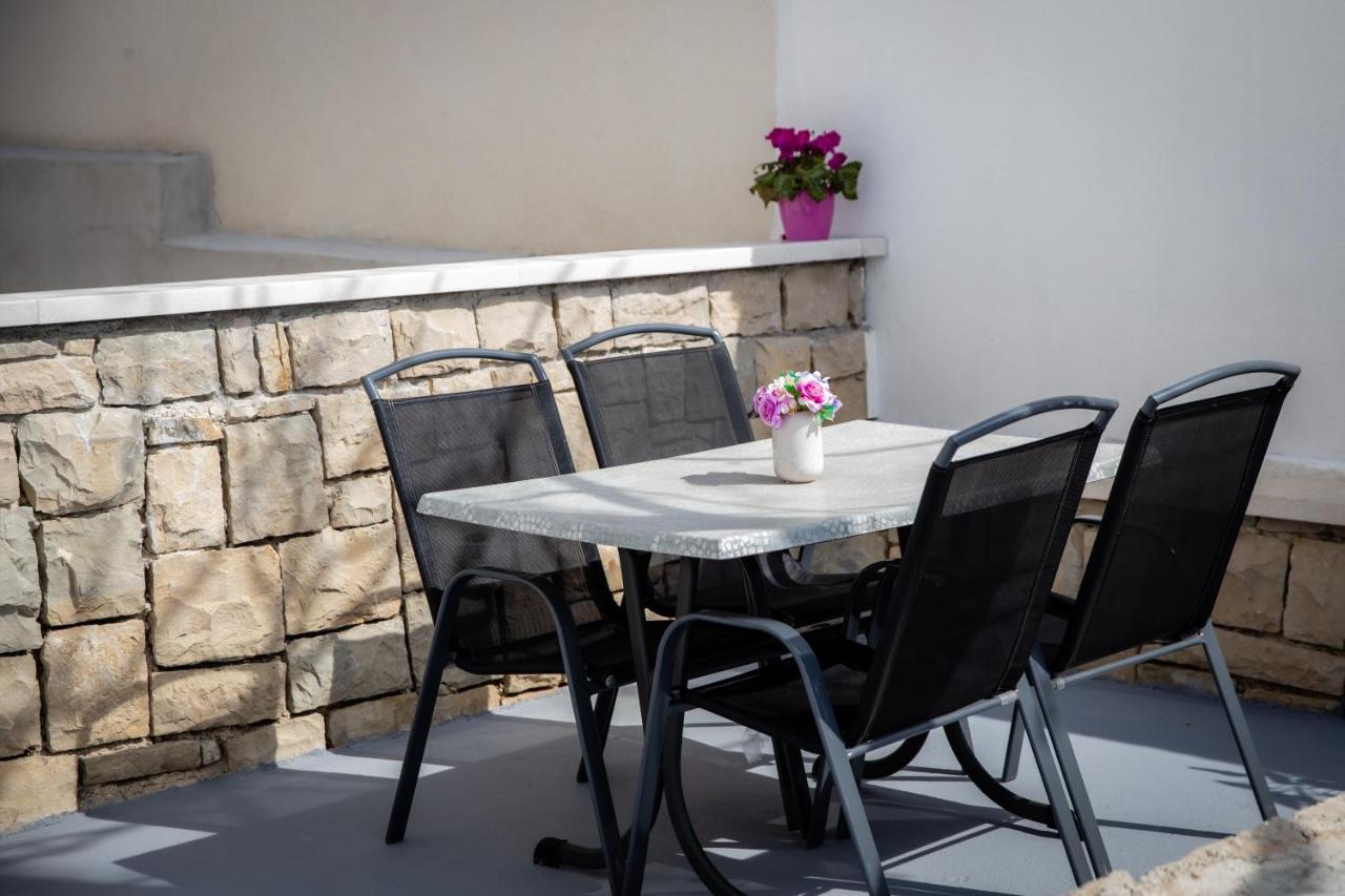 Apartmani Tomas Тучепи Экстерьер фото