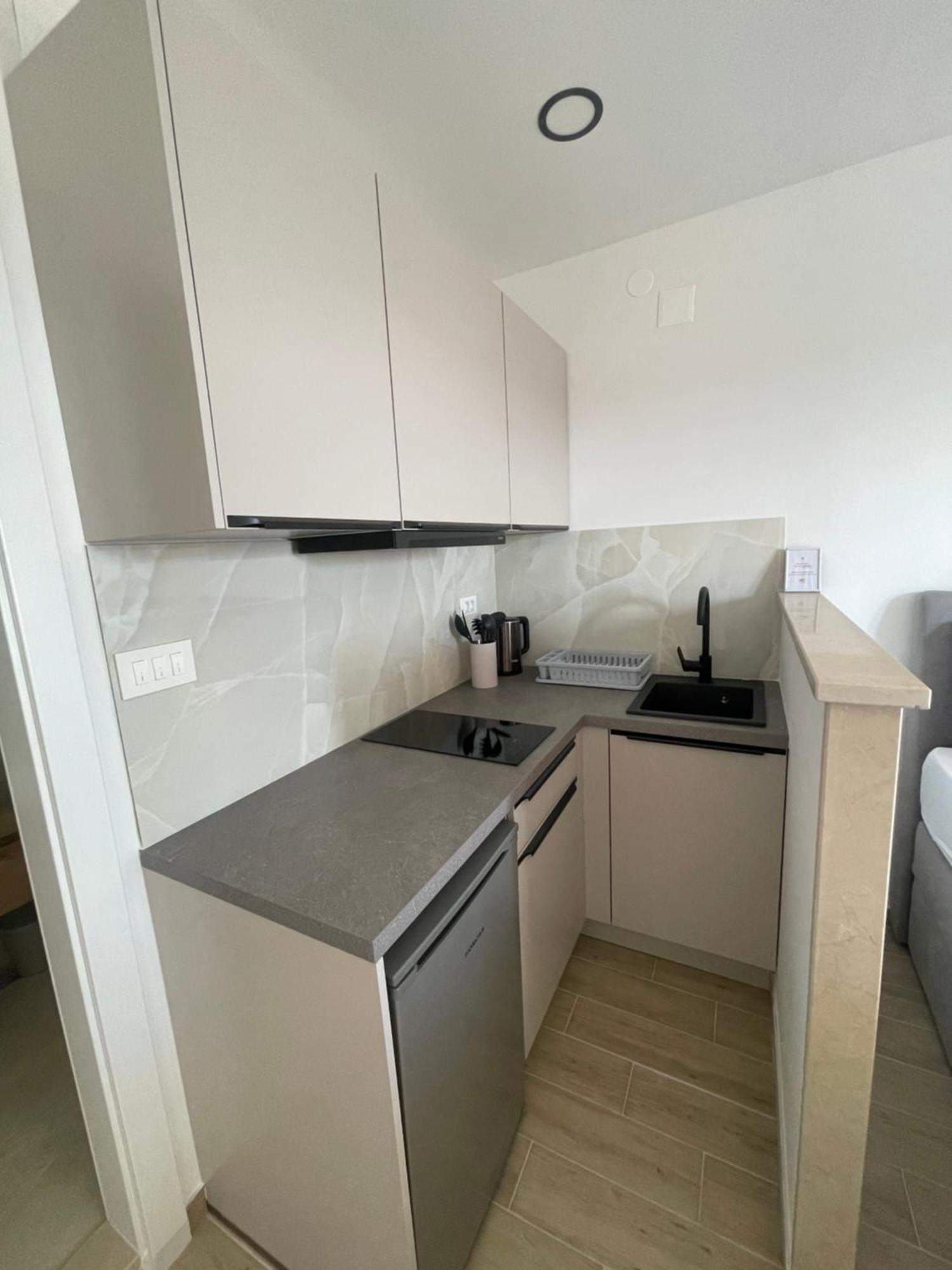Apartmani Tomas Тучепи Экстерьер фото