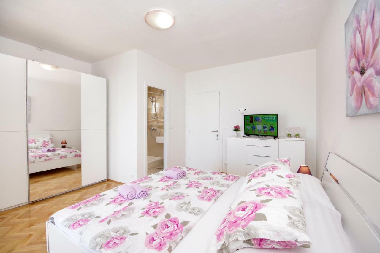 Apartmani Tomas Тучепи Экстерьер фото
