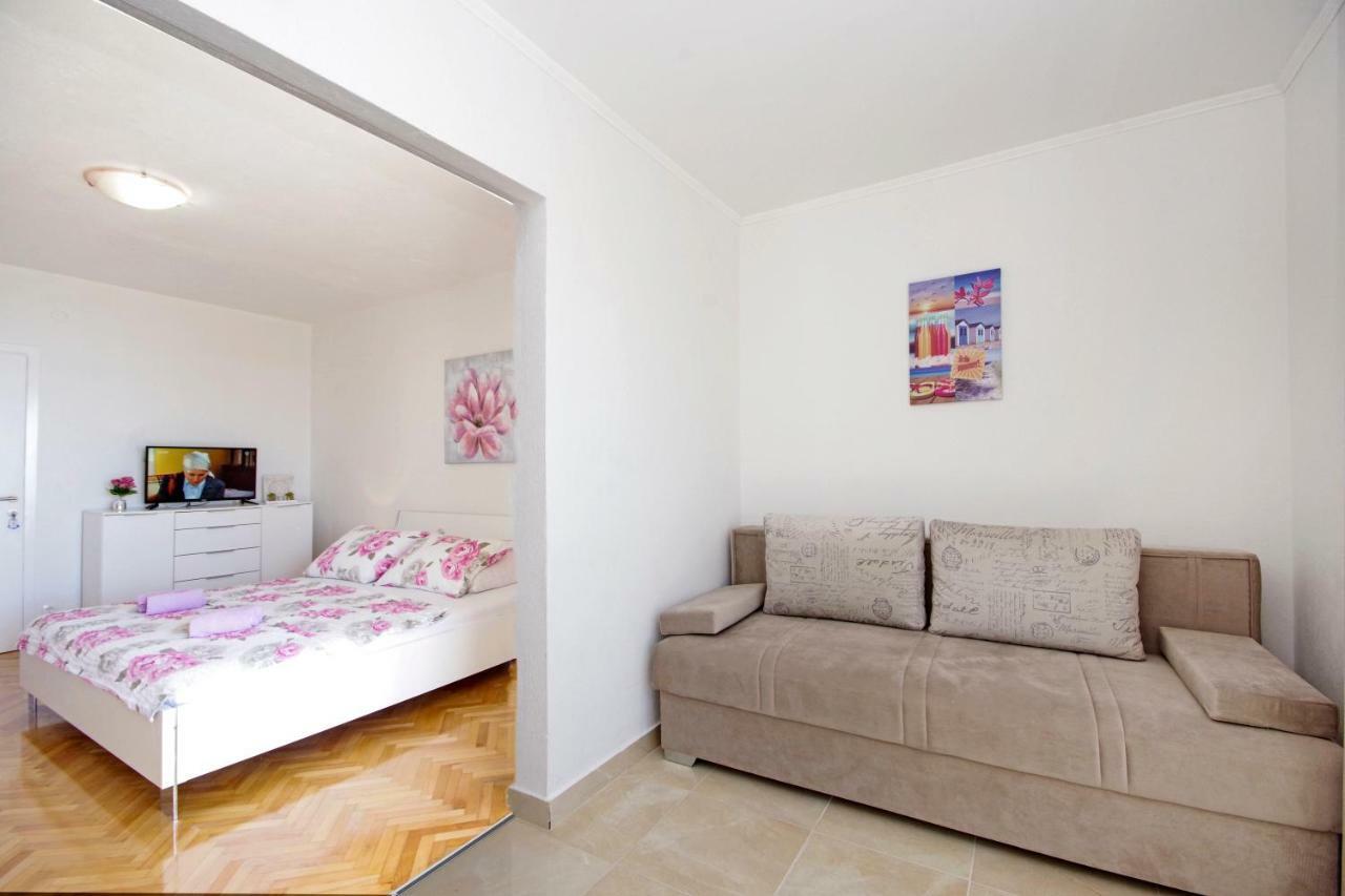 Apartmani Tomas Тучепи Экстерьер фото