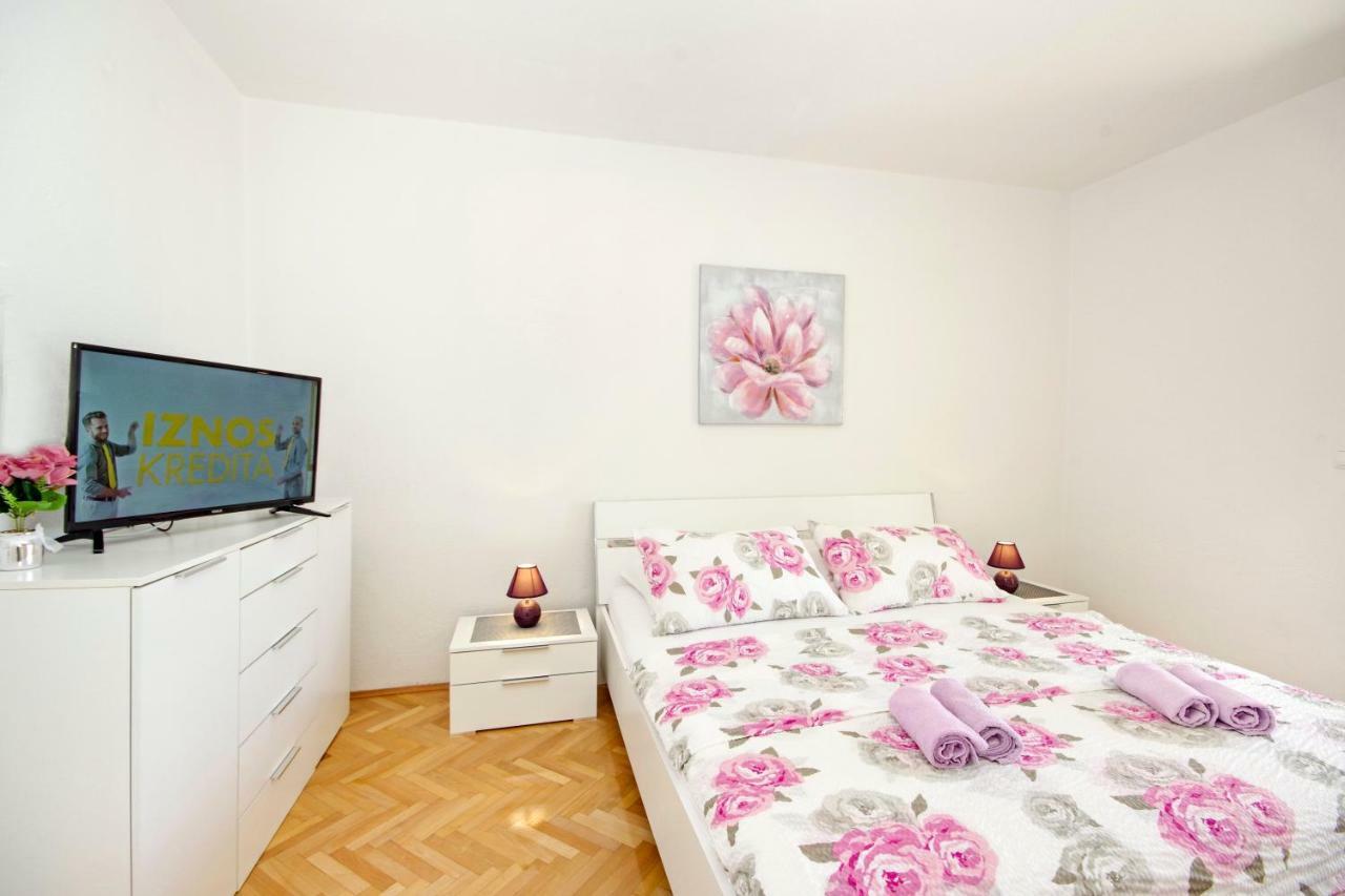 Apartmani Tomas Тучепи Экстерьер фото