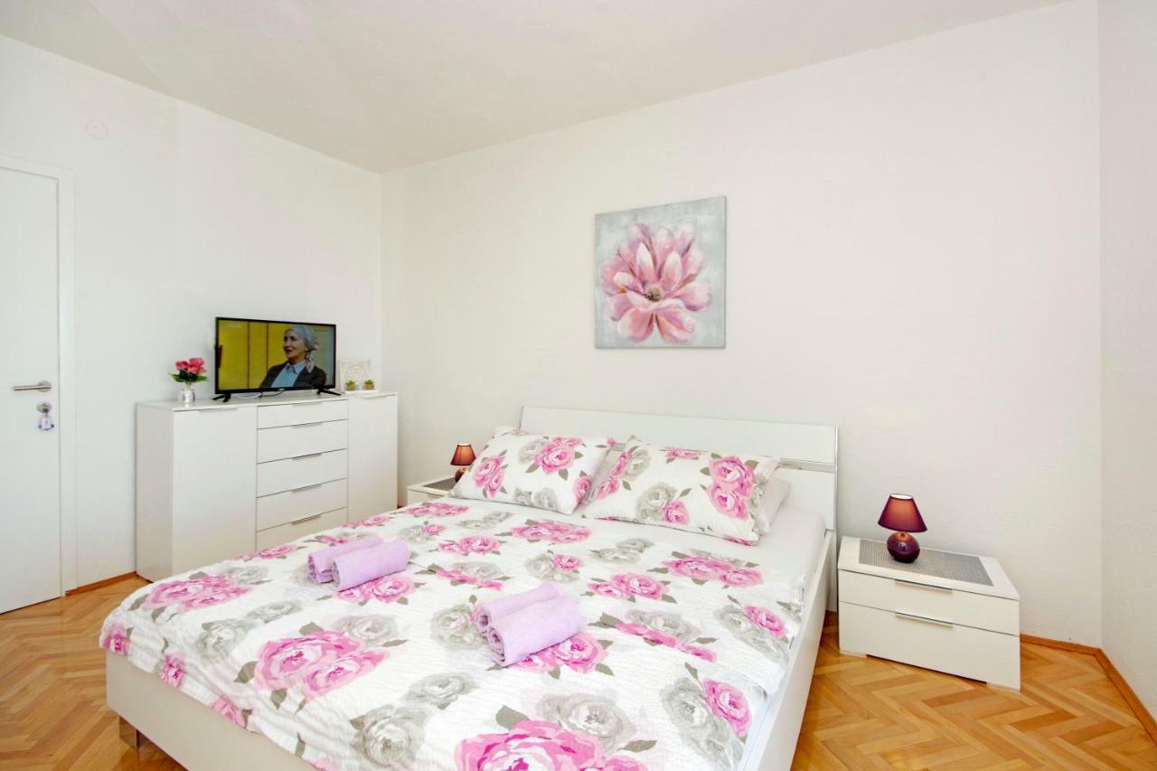Apartmani Tomas Тучепи Экстерьер фото